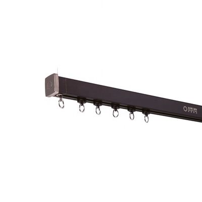 Het plafond zette het Op zwaar werk berekende Spoor van het Aluminiumgordijn voor Huisdecoratie op