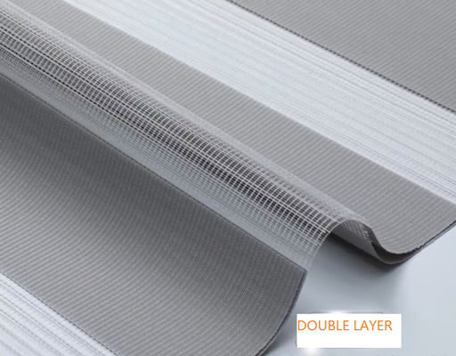 Hand Semi Blind Gestreept de Polyestermateriaal van Stoffenzonneblinden voor Bureau