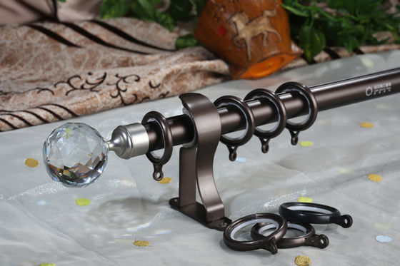28mm Decoratief Aluminium Polen Crystal Finials Curtains Rods Set