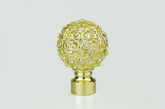 Van de het kristaldiamant van het fabrieks directe in het groot nieuwe ontwerp gouden van het het metaalgordijn van het finialsgordijn de staaftoebehoren