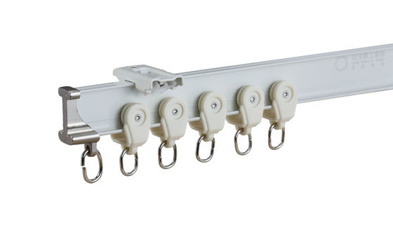Witte Zwarte van het de Handbendable Gebogen Gordijn van het Kleurenaluminium het Spoorsporen en Staven voor Gordijn