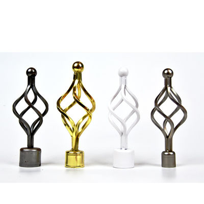 Kroon Decoratieve Finials voor Gordijnstaven Duurzaam met de Behandeling van het Verfplateren