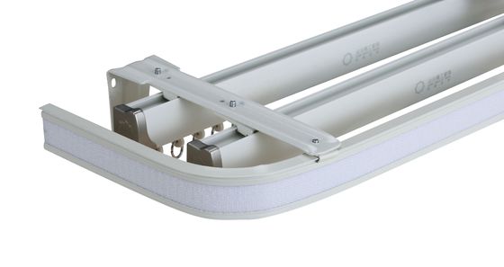 Het Spoor Witte Kleur van het aluminiumgordijn voor ODM van de Huisdecoratie