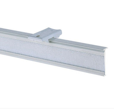 De klaar schipmuur zette van het de bandgordijn van het aluminiumtraliewerk magisch het spoorspoor voor gordijnenzak op