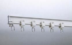 Wit van het het Spoormuur Opgezet Metaal van het Plafond Stil Gordijn het Aluminiummateriaal voor Erker