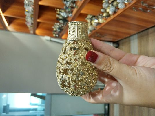 in het groot van de de prijs gouden kleur van de gordijnstaaf van het het metaaleind van het de kappen finial gordijn de staaftoebehoren