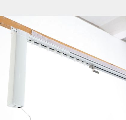 Het elektrische Telescopische Stille Materiaal van de het Aluminiumlegering van het Gordijnspoor Regelbare