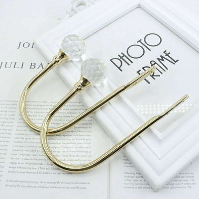 De gouden Stijl van de de Haken Eenvoudige Luxe van de Kleuren Decoratieve Gordijngevel met Kabel