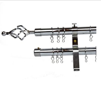 De muur zette Decoratieve Gordijnpijp Rod Set Metal Sliver 28mm op 25mm