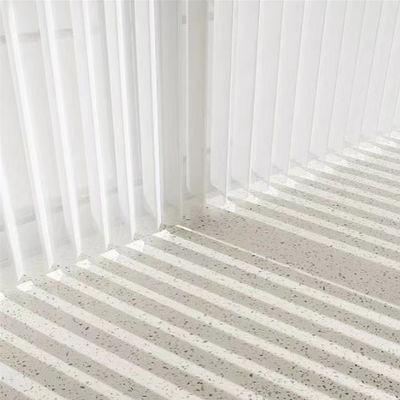 Het hand van het Vensterzonneblinden van Elektriciteitspannepvc Verticale Materiaal van de de Stijlpolyester Moderne