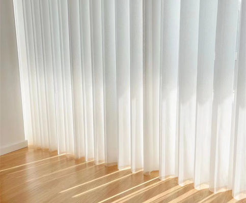 De moderne Verticale Zonneblinden van Stijl Witte pvc voor In te ademen Vensters