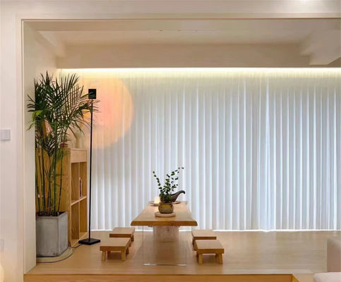 De moderne Verticale Zonneblinden van Stijl Witte pvc voor In te ademen Vensters