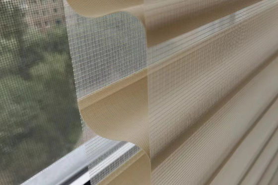 Twee van de de Gordijnen Transparante Elegante Lagen Stijl van La van Garenshangri voor slaapkamer