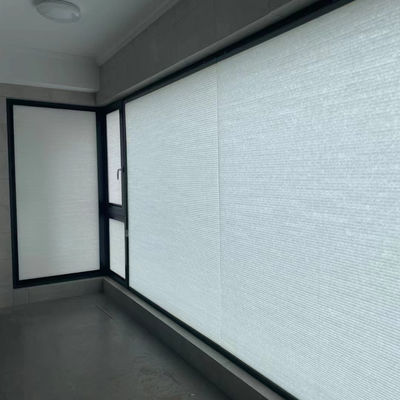Elektrische Automatische Honingraatzonneblinden, Cellulair de Polyestermateriaal van Vensterschaduwen