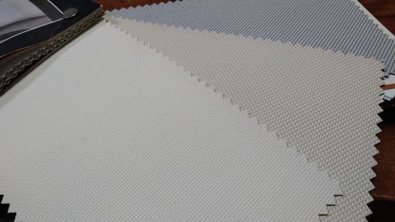 2.5m van het Vensterzonneblinden van de Breedterol Middelgroot het Gewichts Horizontaal Patroon