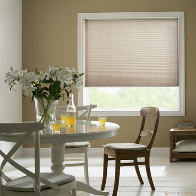 Niet-geperforeerde Vensters 25mm van Sunshades van Honingraatgordijnen Blad